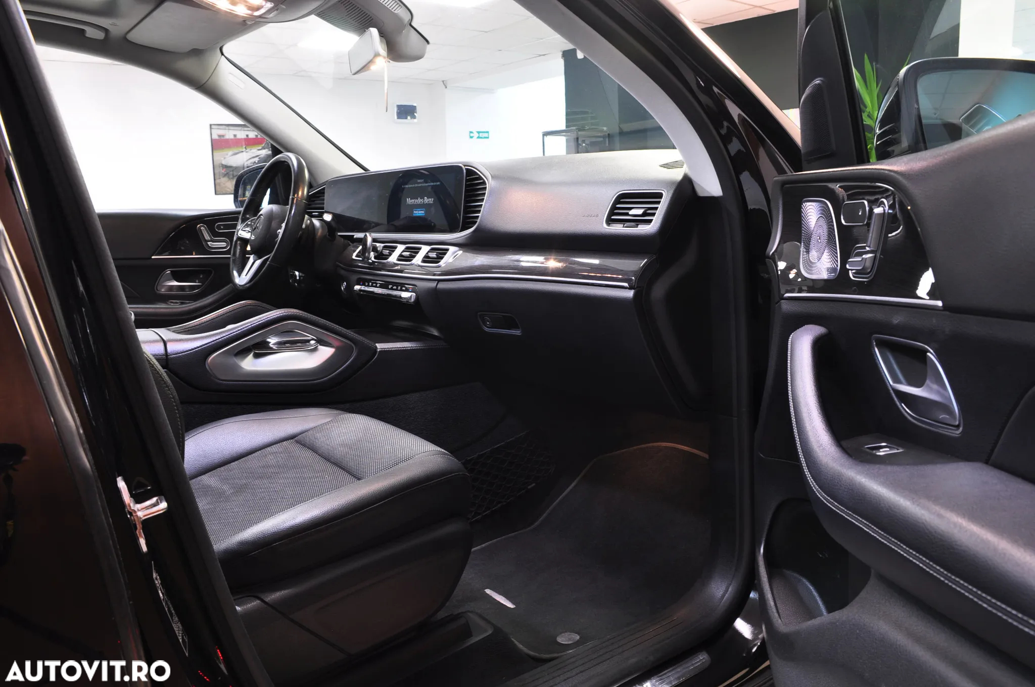 Mercedes-Benz GLE 300 d 4MATIC - 6