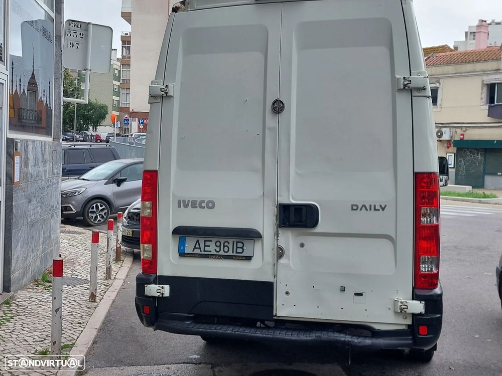 Iveco Iveco Daily 2.3 Diesel HKa 35 C Radstand 3300 - 4