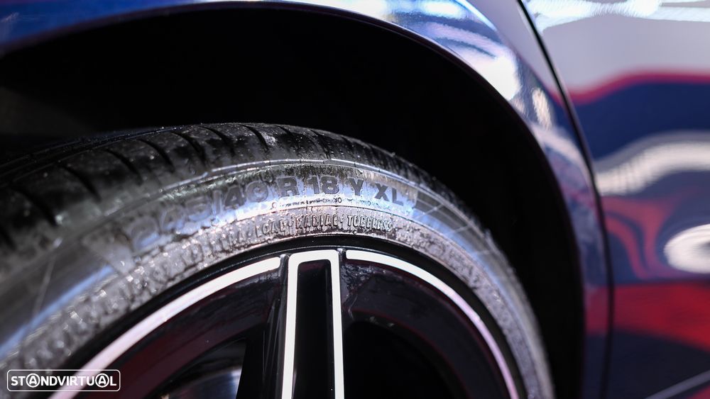 Mercedes-Benz C 300 de T 9G-TRONIC AMG Line - 15