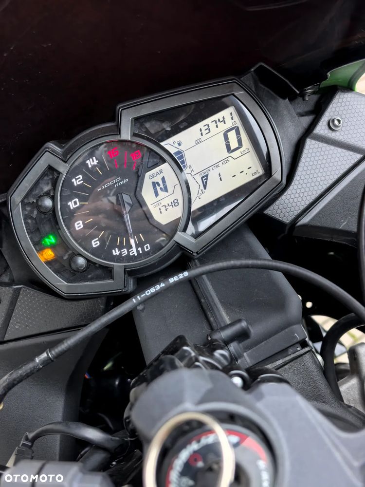 Kawasaki ZX - 8