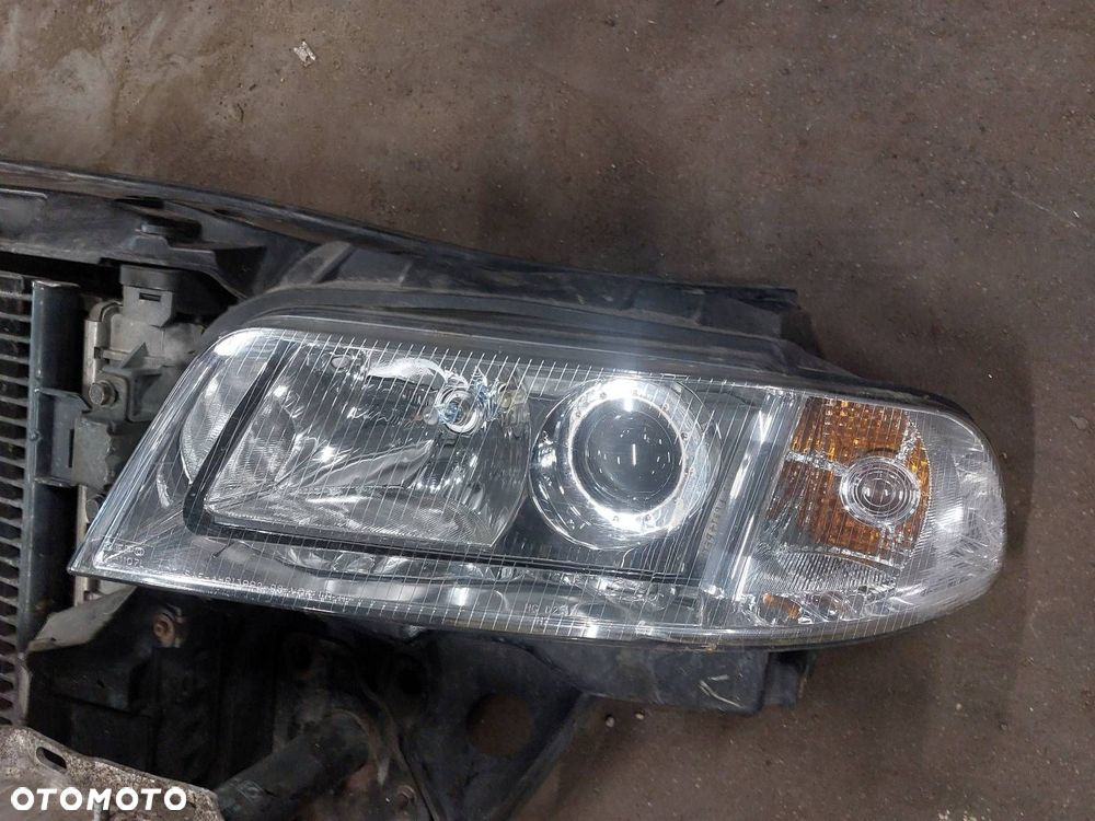 PAS PRZEDNI WZMOCNIENIE CZOŁOWE + CHŁODNICE + LAMPY AUDI A4 B5 LIFT 1.9 TDI - 4