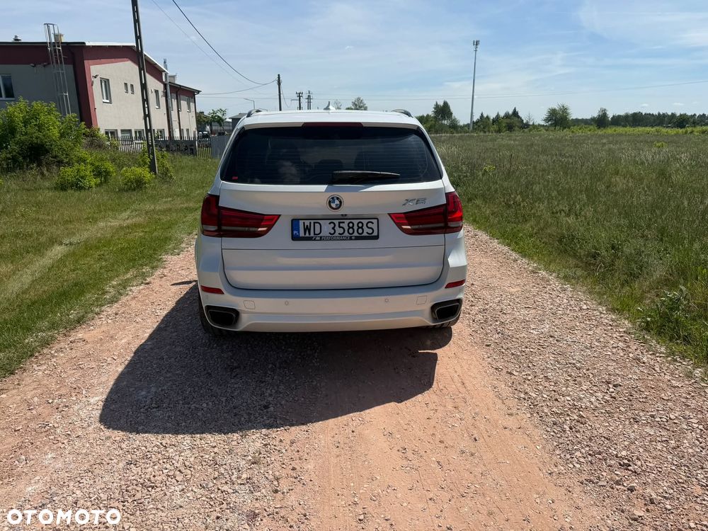 BMW X5 xDrive50i Sport-Aut - 8