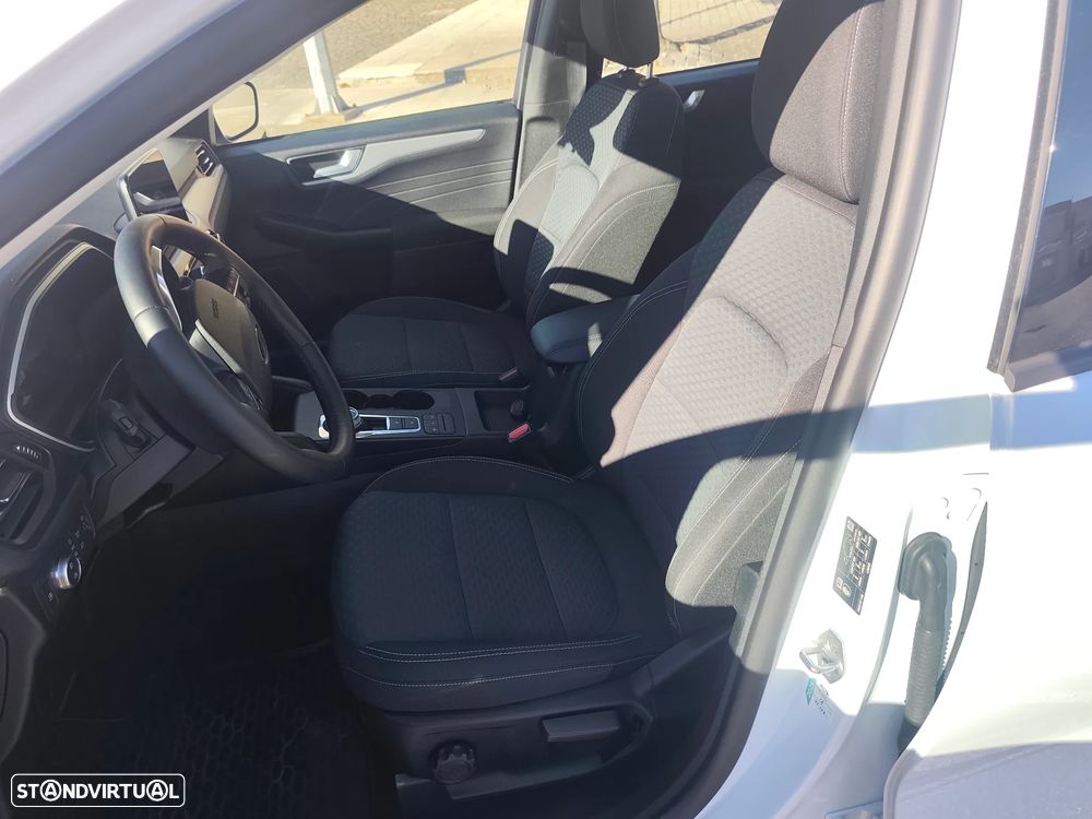 Ford Kuga - 20