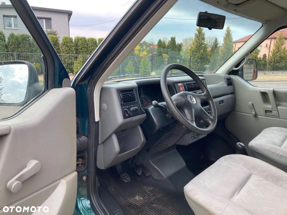 Volkswagen Transporter - 5