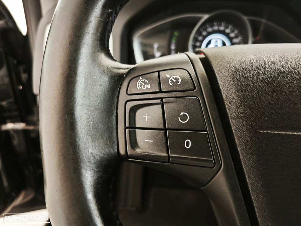 Volvo V60 D2 Geartronic Powershift Edition - 26