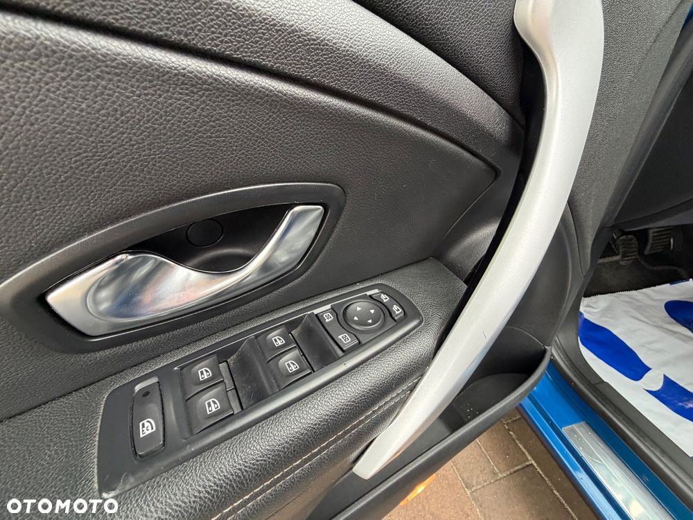 Renault Megane TCe 130 Bose Edition - 32