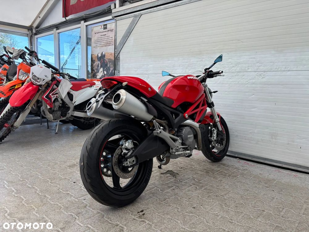 Ducati Monster - 8