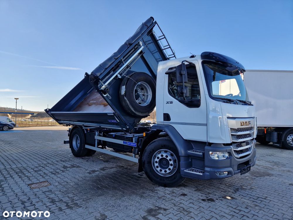 DAF XB FA 18 - 14