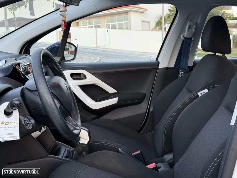 Peugeot 208 1.0 PureTech Access - 21