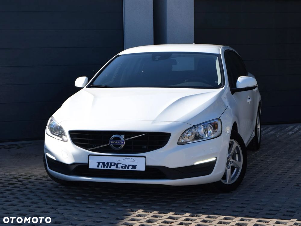 Volvo V60 T3 Drive-E Kinetic - 22