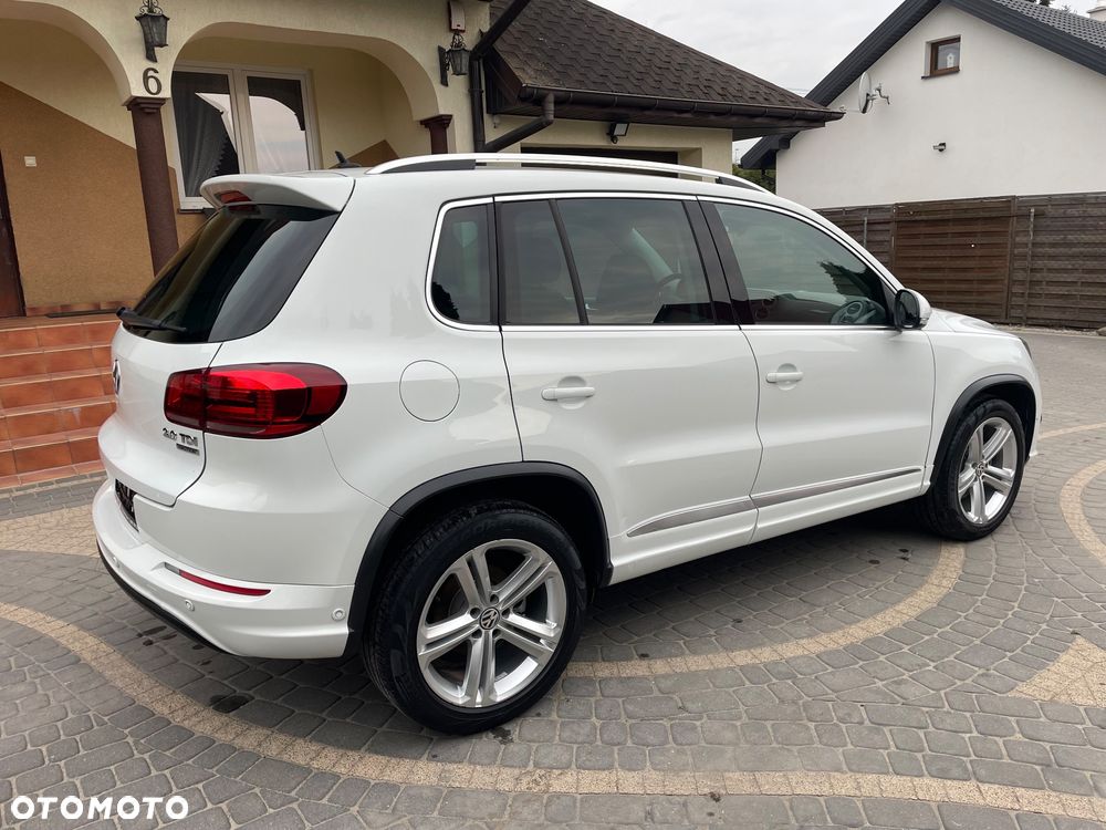 Volkswagen Tiguan 2.0 TDI 4Mot Perfectline R-Style - 6