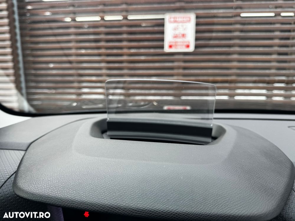 Citroën C4 PureTech 130 Stop&Start EAT8 SHINE - 22