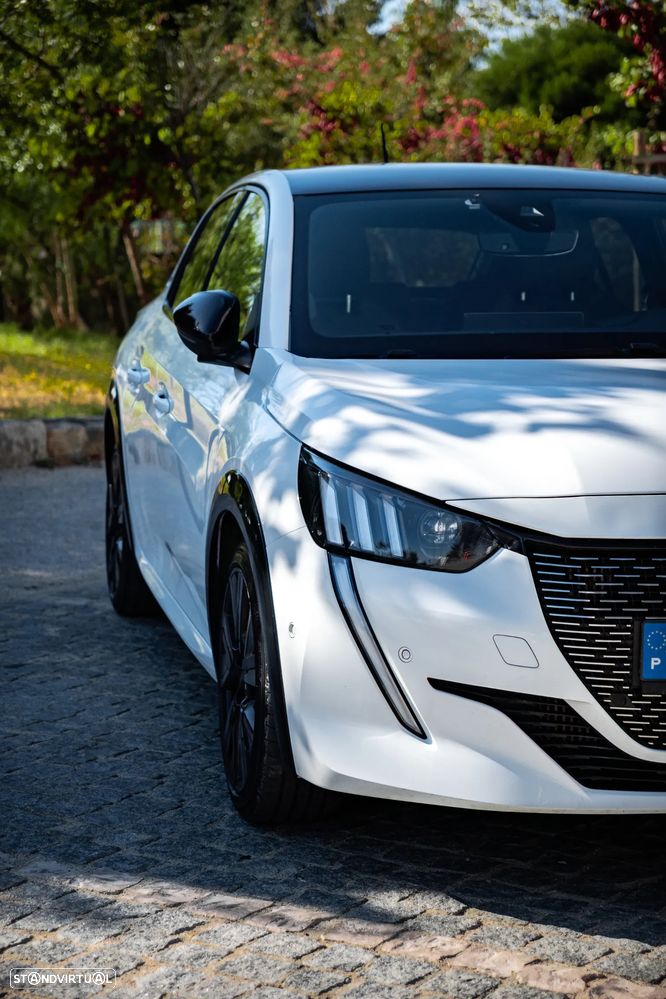 Peugeot 208 2023 photo 5