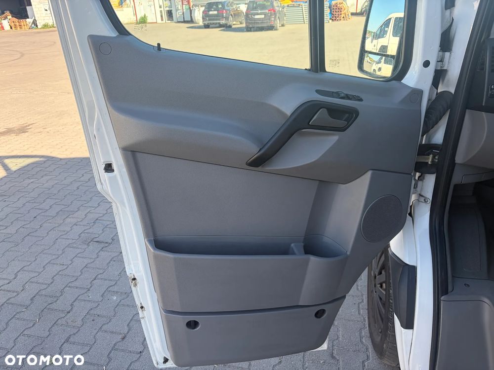 Volkswagen Crafter - 14