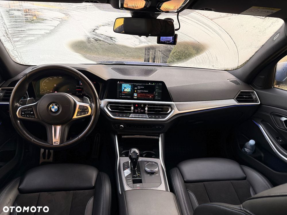 BMW Seria 3 320d M Sport - 13