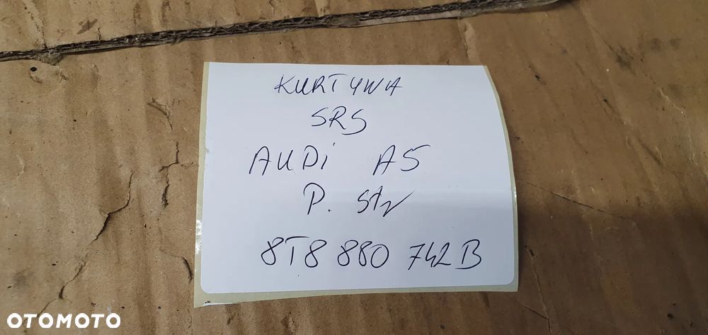 Kurtyna Airbag poduszka prawa Audi A5 8T8880742B - 9