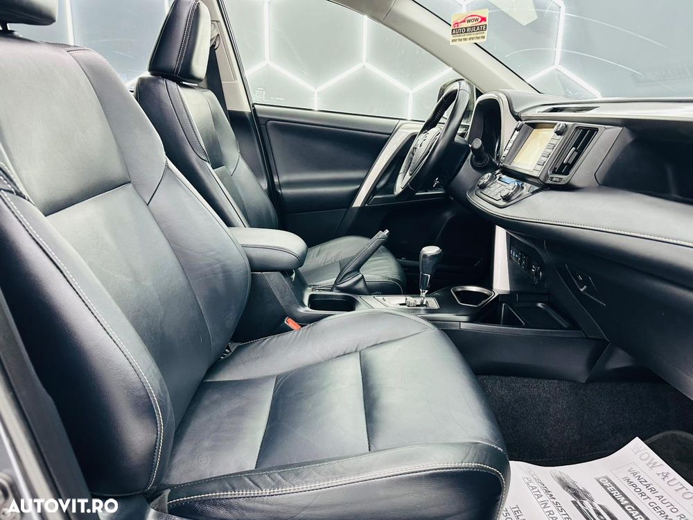 Toyota RAV4 2.5 VVT-i 4x2 Executive - 18