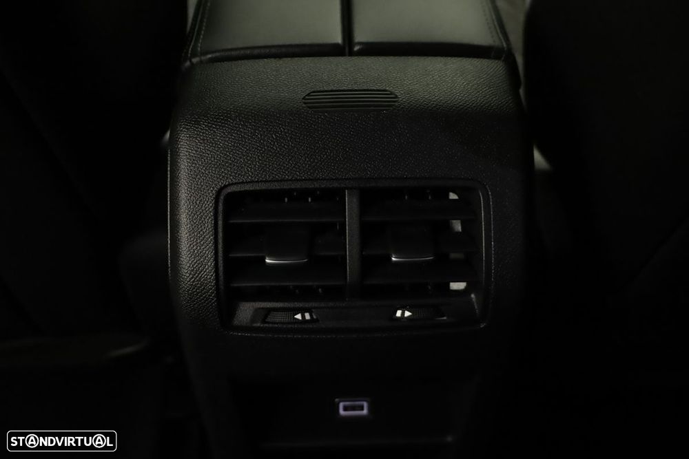 Citroën C5 X 1.6 Hybrid Feel Pack e-EAT8 - 22