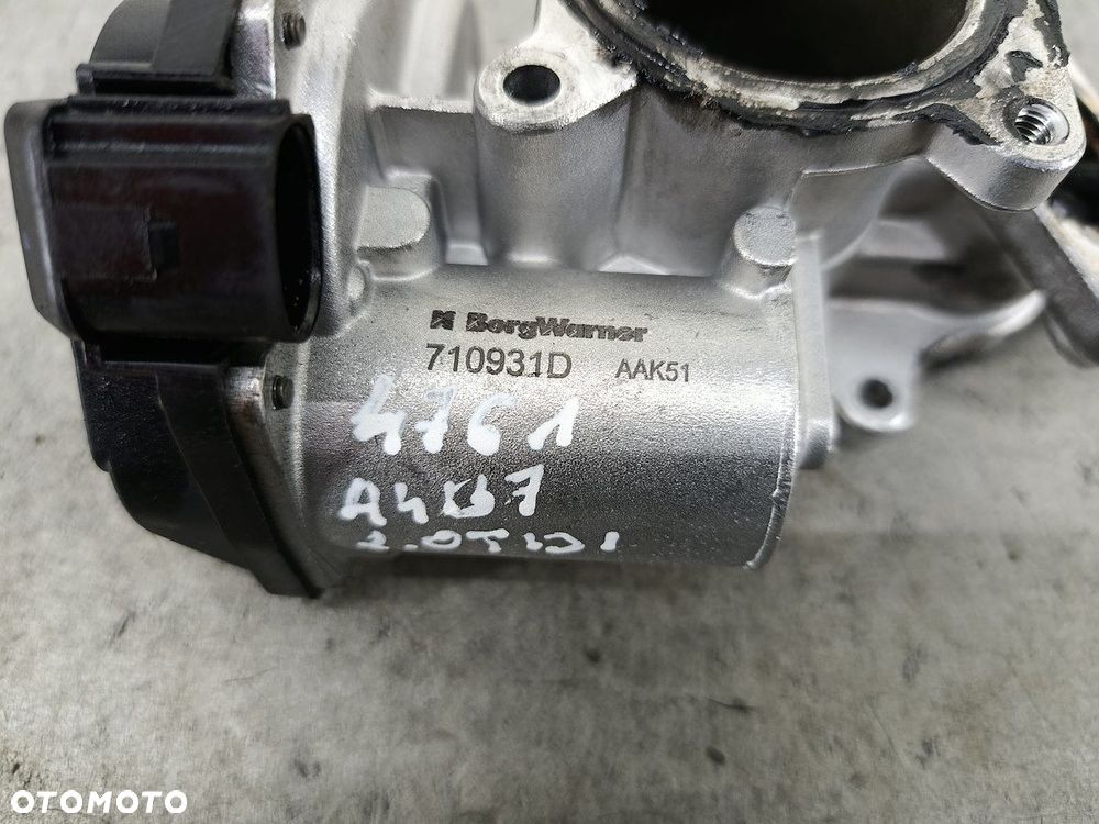 ZAWÓR EGR AUDI A4 B7 710931D 2.0 TDI - 2