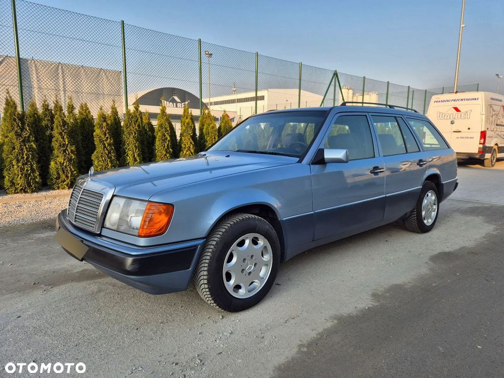 Mercedes-Benz W124 (1984-1993) - 1