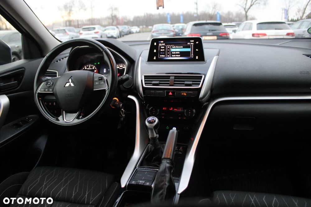 Mitsubishi Eclipse Cross - 40