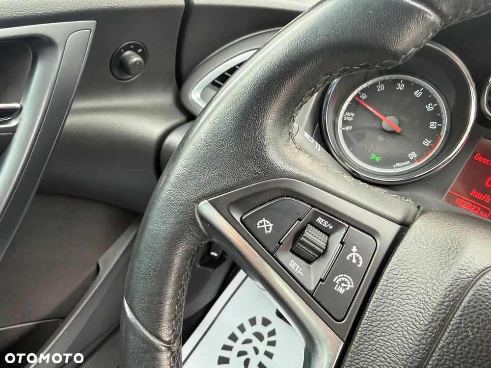 Opel Astra 1.4 Turbo - 25