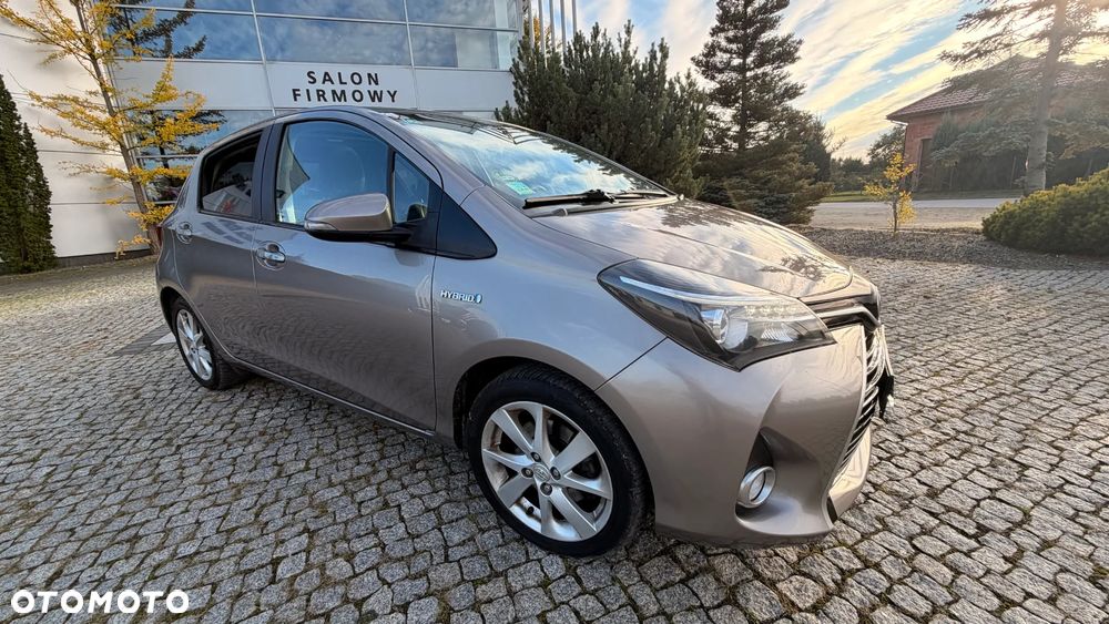 Toyota Yaris - 32
