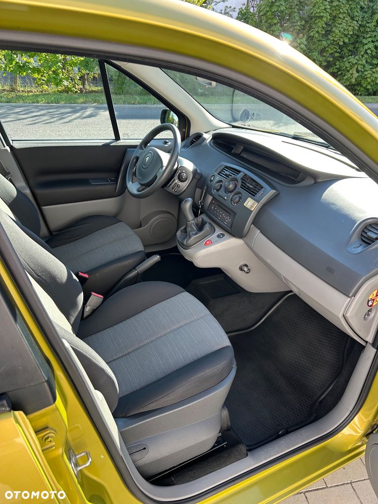 Renault Scenic 1.4 16V Authentique - 23