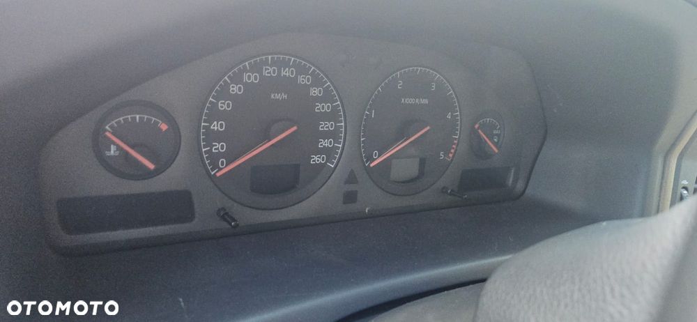 VOLVO V70 II 2.5TDI 99-05 ALUFELGI KOMPLET R15 - 18