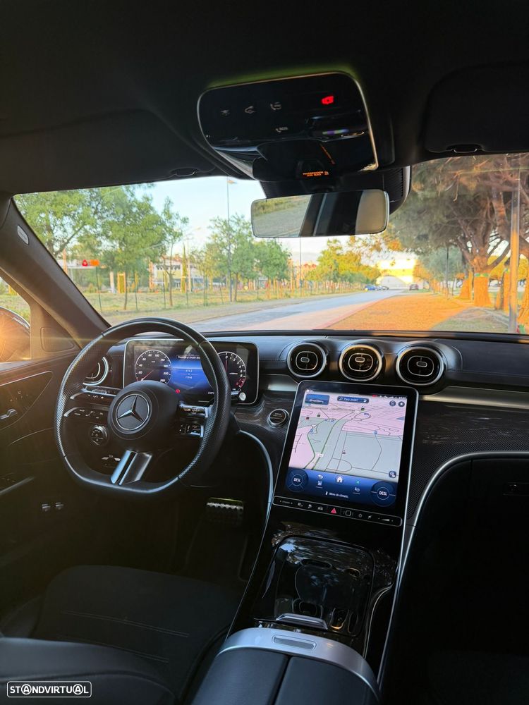 Mercedes-Benz C 300 e T 9G-TRONIC AMG Line - 12