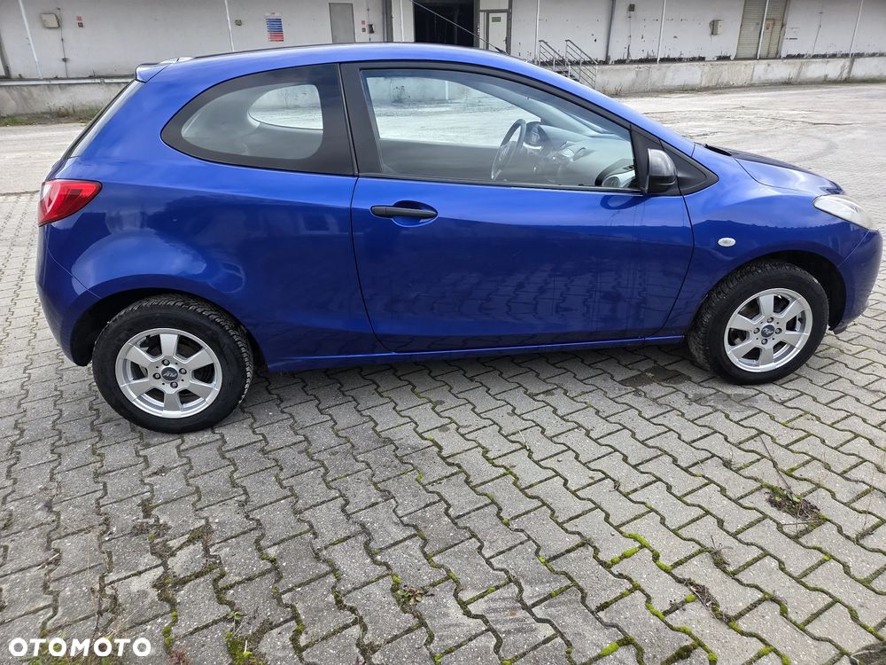 Mazda 2 - 6