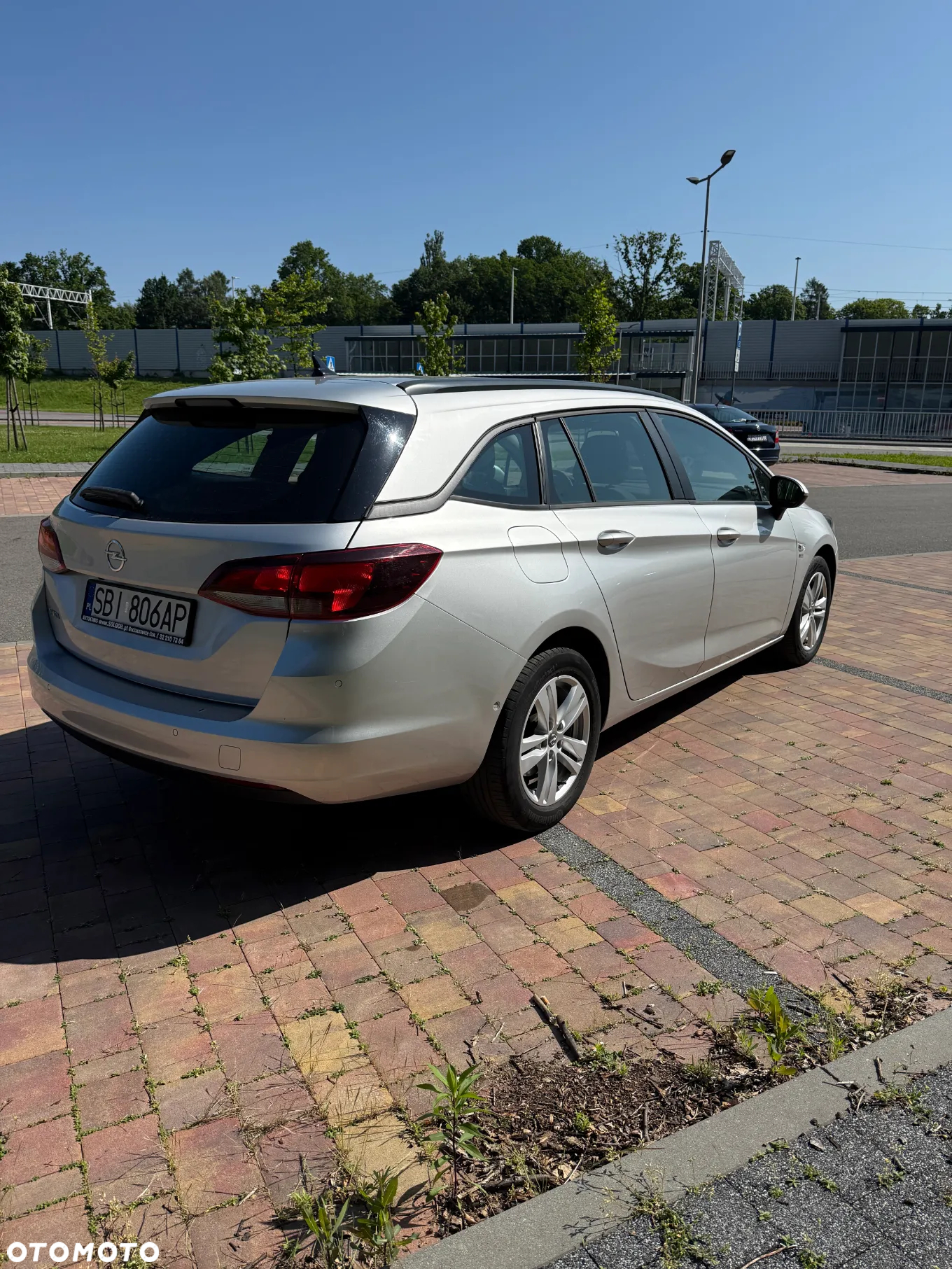 Opel Astra 1.6 D Start/Stop 120 Jahre - 4