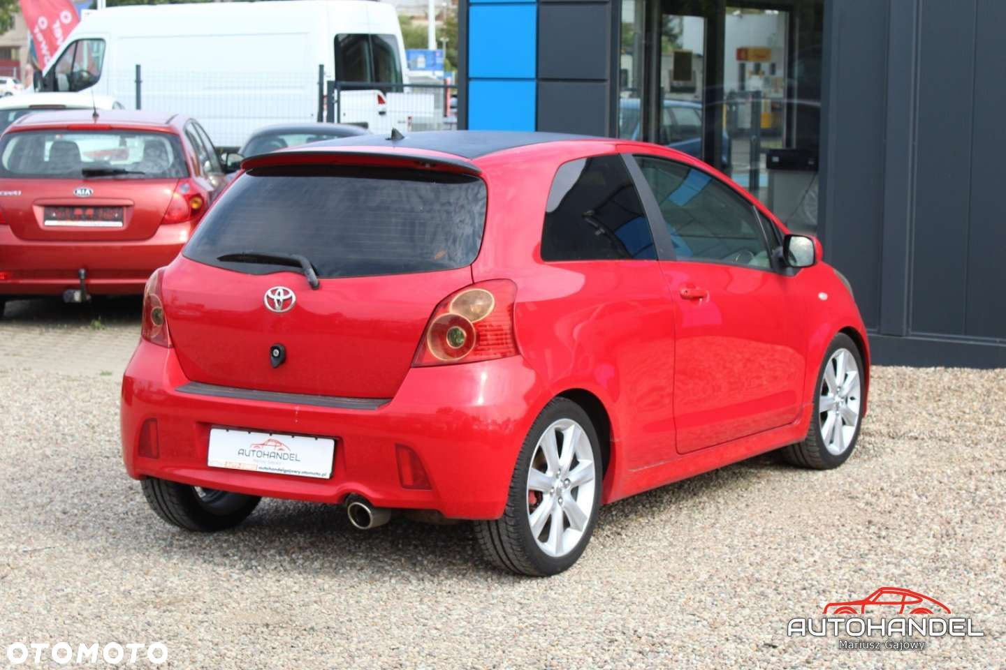 Toyota Yaris - 4