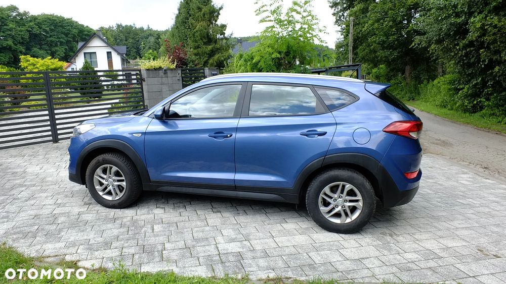 Hyundai Tucson 1.7 CRDI BlueDrive Style 2WD - 9