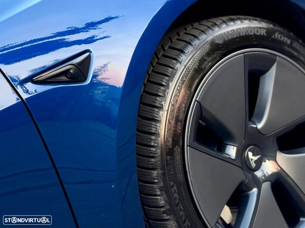 Tesla Model 3 - 30