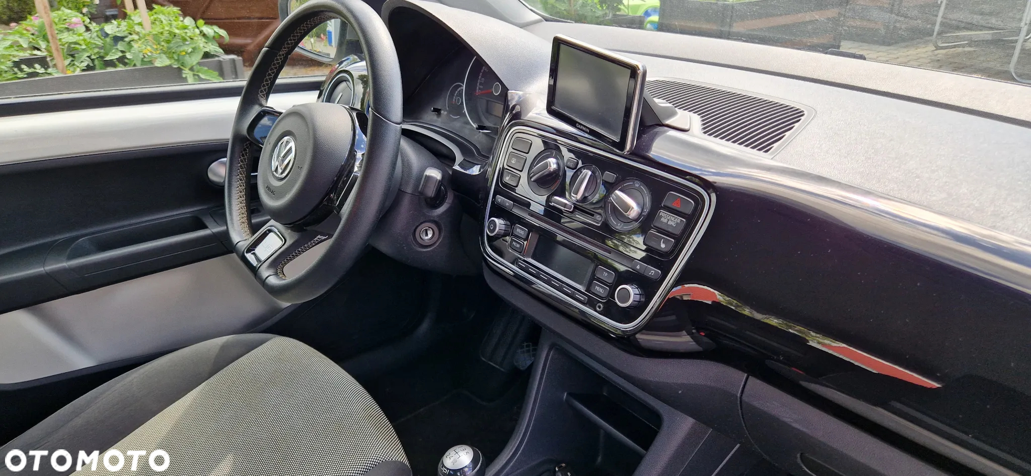 Volkswagen up! cheer - 8