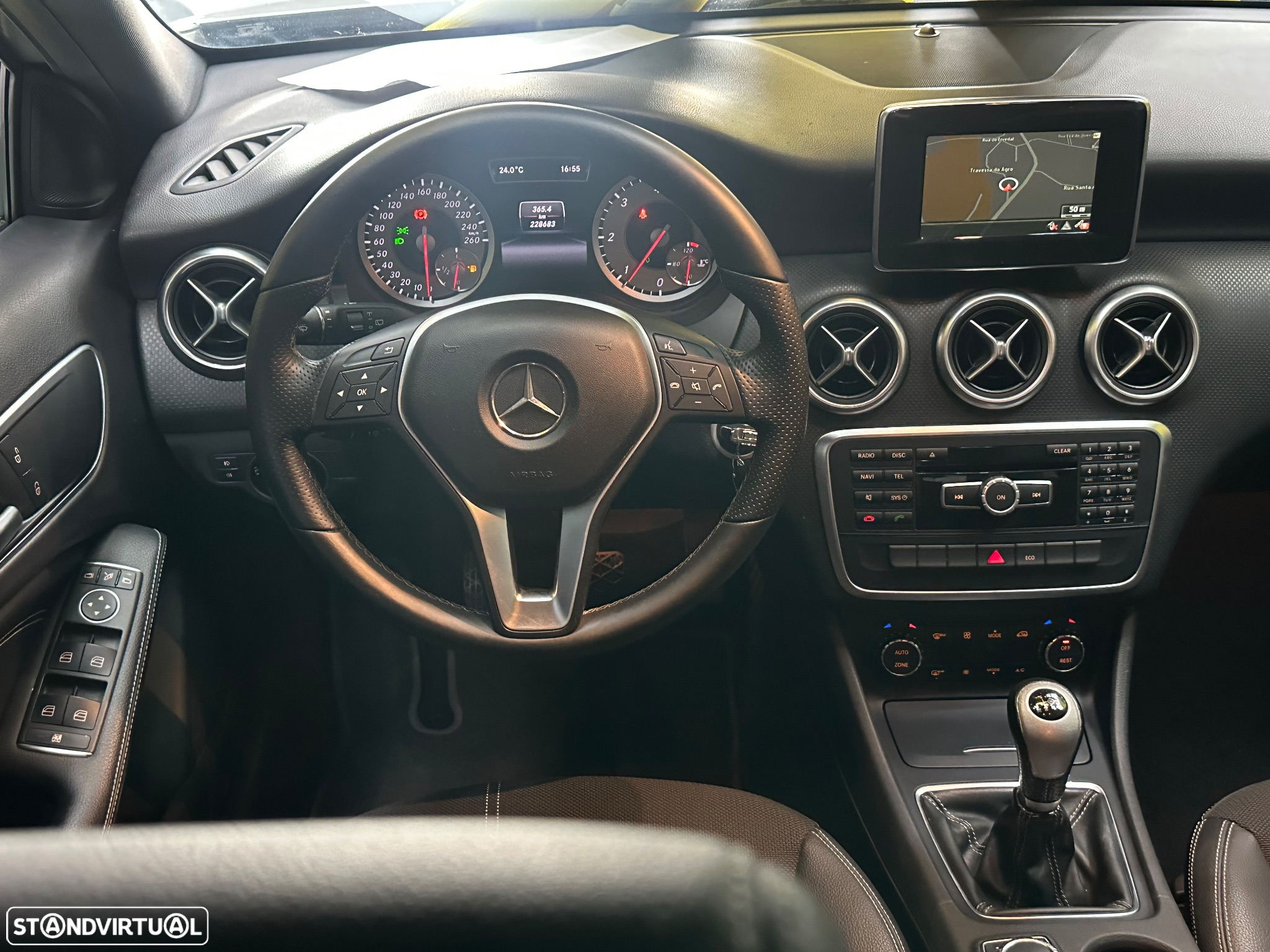 Mercedes-Benz A 200 CDI (BlueEFFICIENCY) Urban - 17