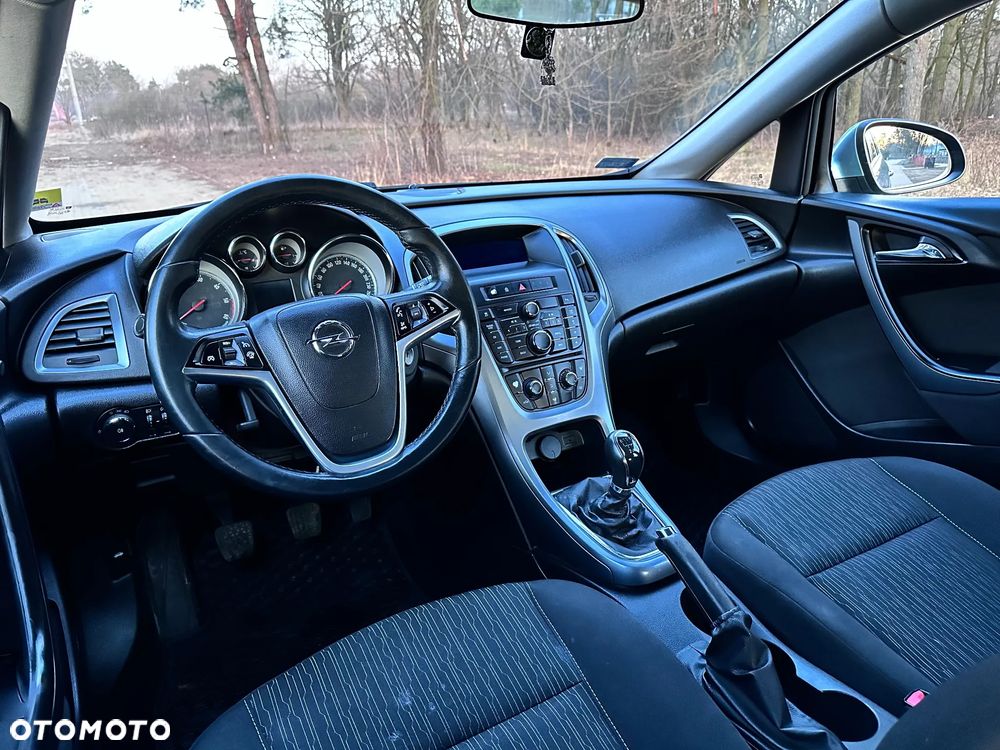 Opel Astra - 14