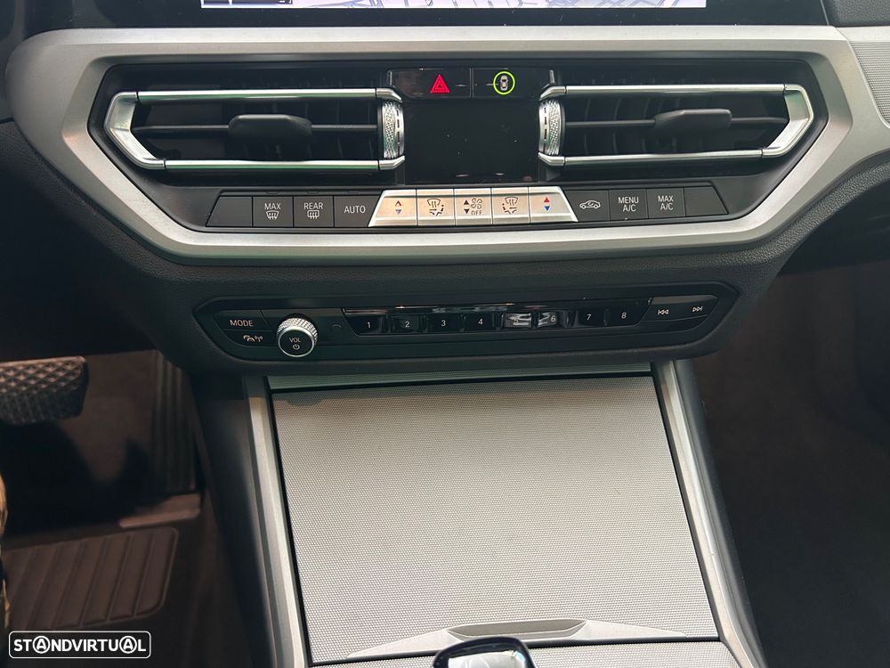 BMW 320 d Auto - 22