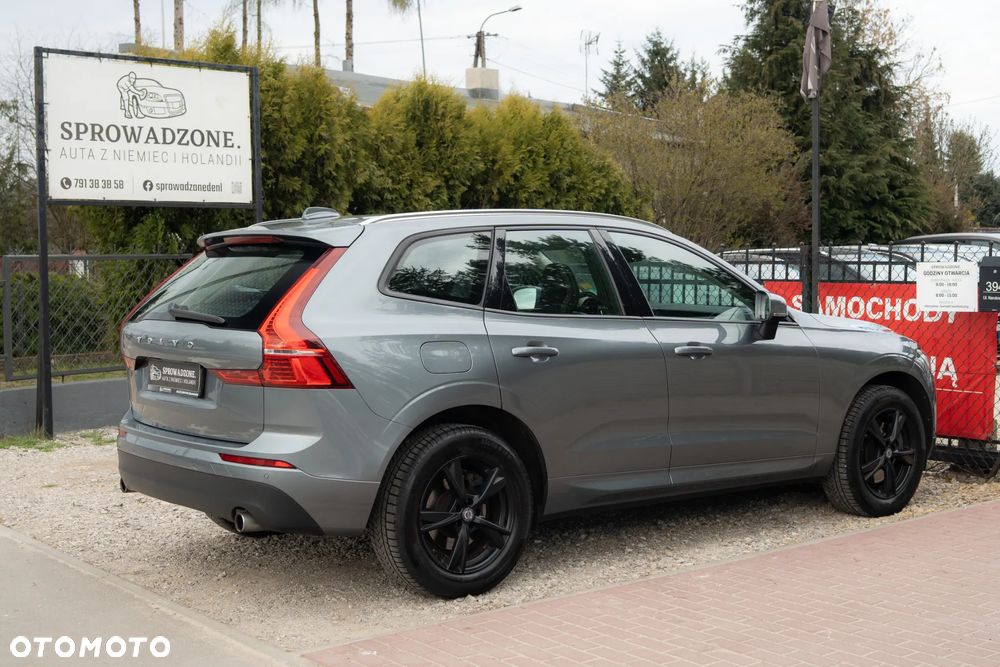 Volvo XC 60 D4 Geartronic Momentum Pro - 4