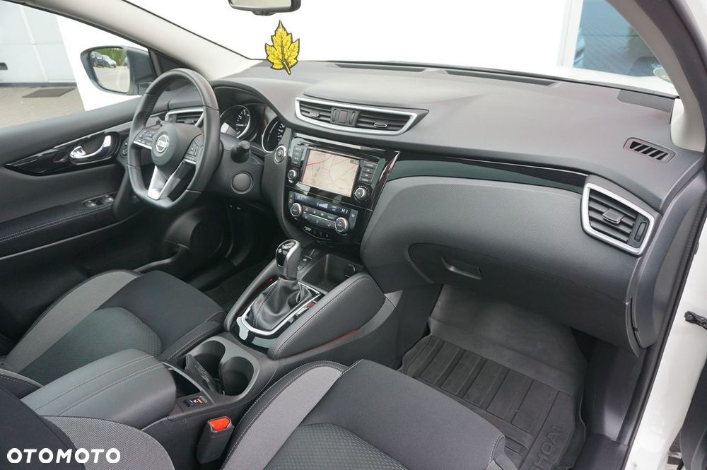 Nissan Qashqai 1.3 DIG-T DCT N-CONNECTA - 10