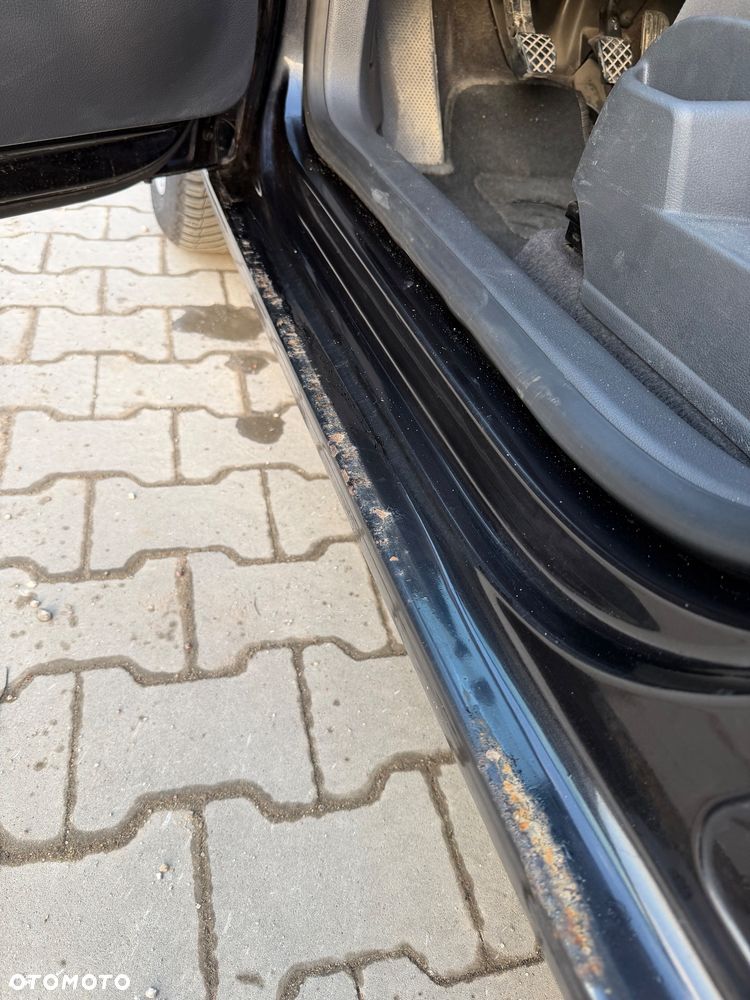 Volkswagen Golf 1.6 FSI Trendline - 26