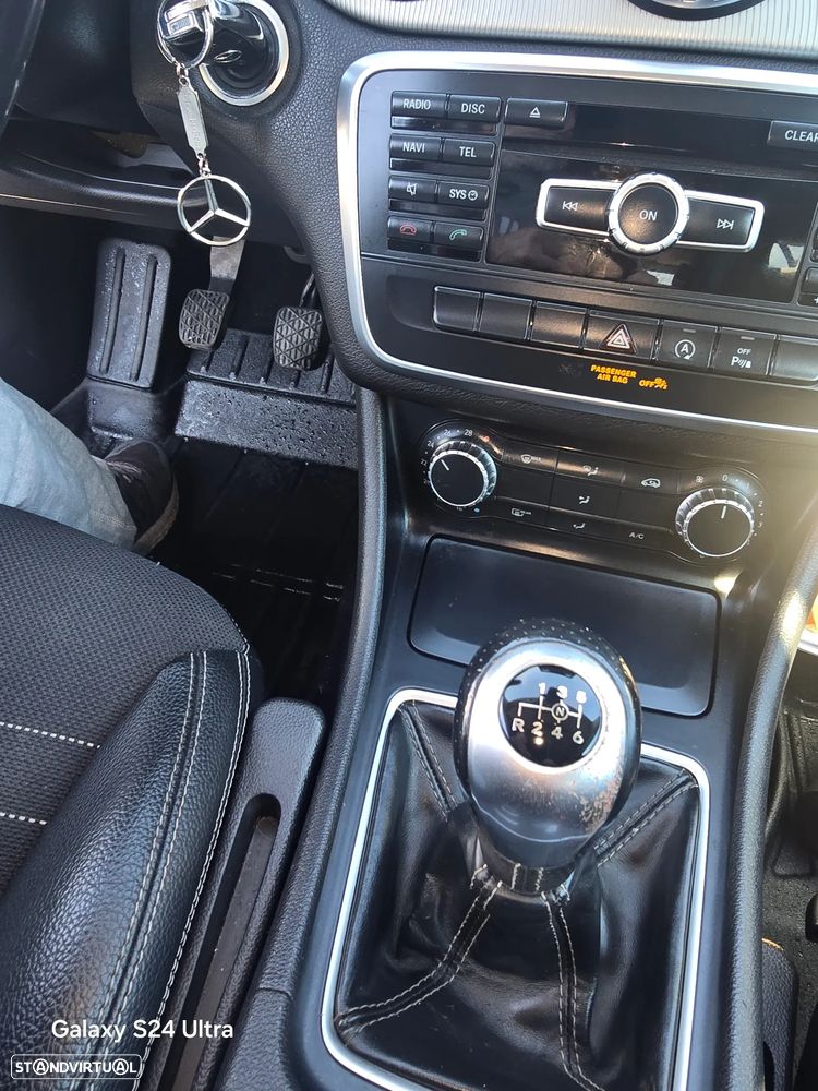 Mercedes-Benz GLA 180 CDI - 11