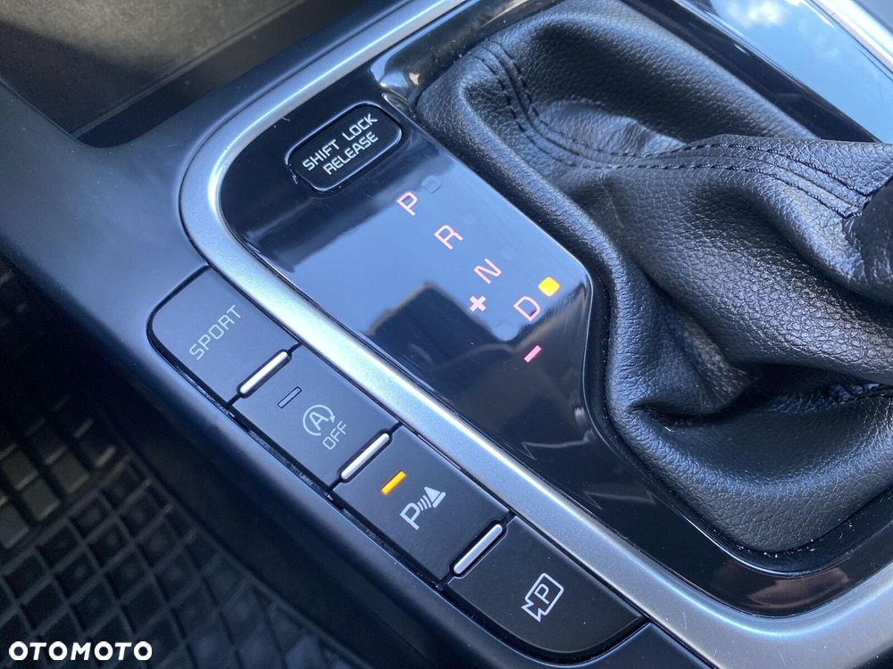 Kia XCeed - 26