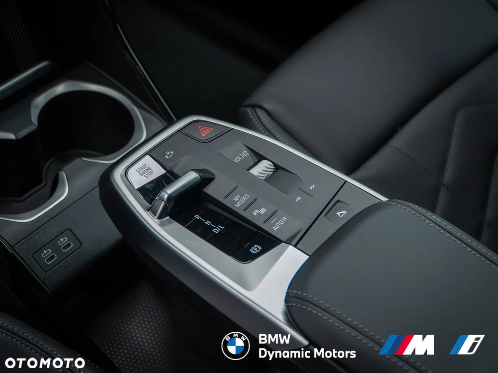 BMW X1 xDrive20d xLine - 28