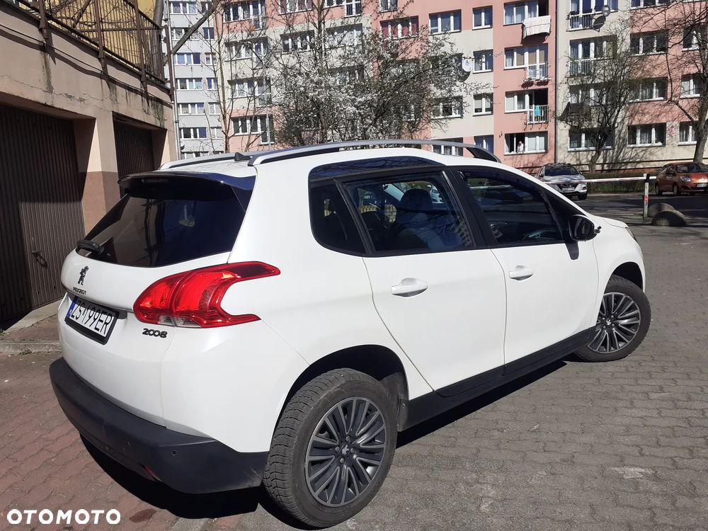 Peugeot 2008 2015 photo 2