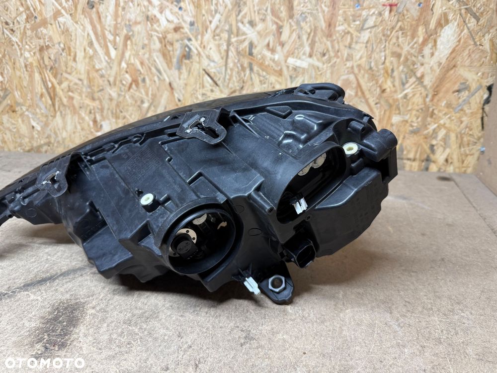 LAMPA PRAWA FULL LED AUDI A1 II 82A 82A941034D - 12
