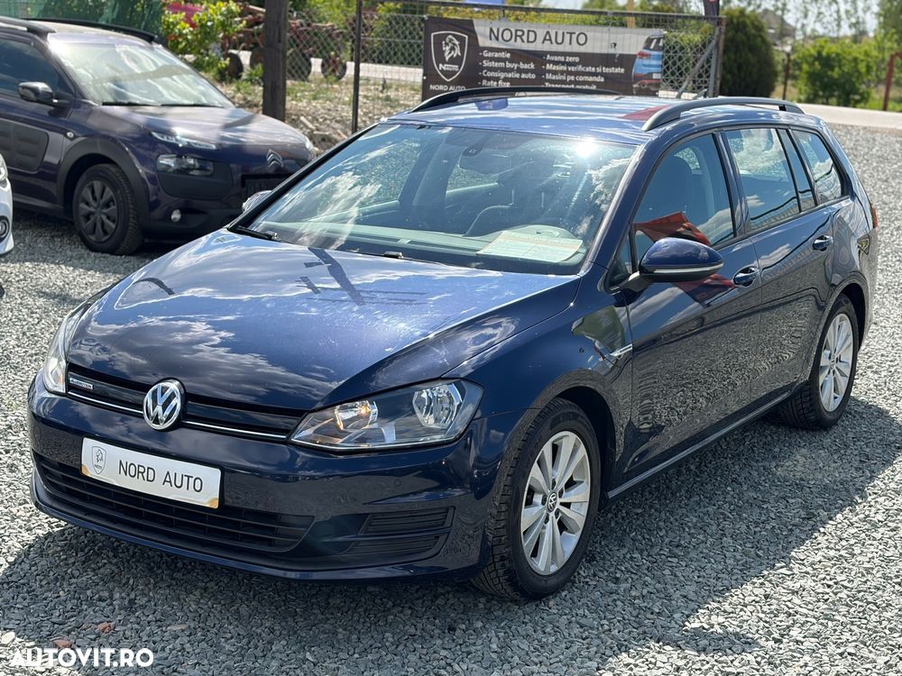 Volkswagen Golf 1.6 TDI BlueMotion Technology Comfortline - 24