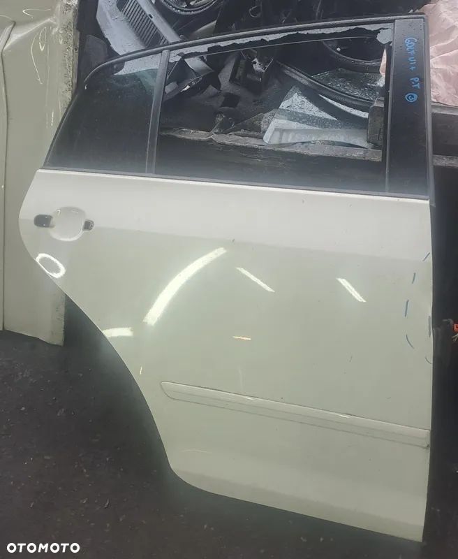 VW GOLF VI PLUS 12r DRZWI PRAWY TYŁ TYLNE LB9A GOŁE - 1