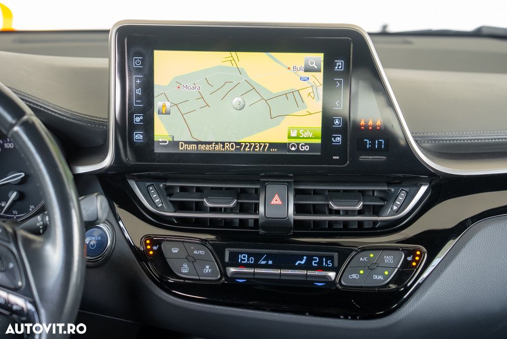 Toyota C-HR 1.8 HSD 4x2 CVT C-ult - 21